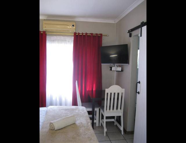1 BEDROOM PROPERTY TO RENT IN SUNNYSIDE